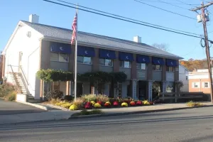 Exterior Photo: Prosthodontics Office Building